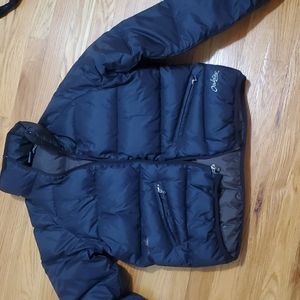 Oakley puffer jacket for boys. Size small. Has two small tears. Pics show tears